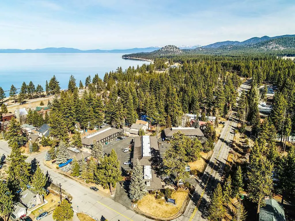 Station House Inn South Lake Tahoe, By Oliver